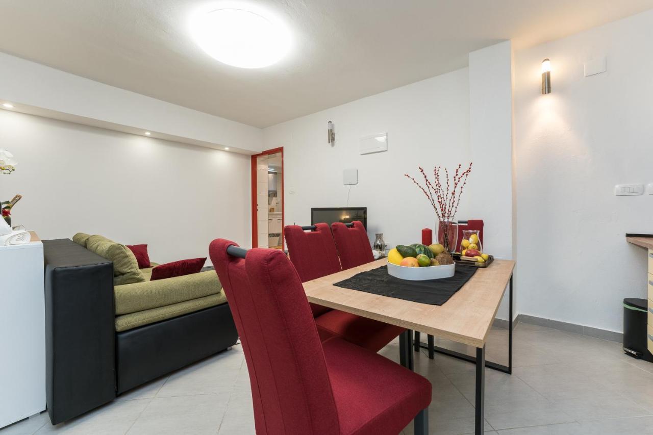 Studio Apartman Mirakul Zadar Exterior foto